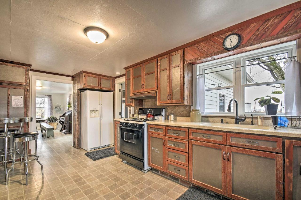 Charming Dairy Farm Home In Indiana Amish Country 시프셰와나 외부 사진